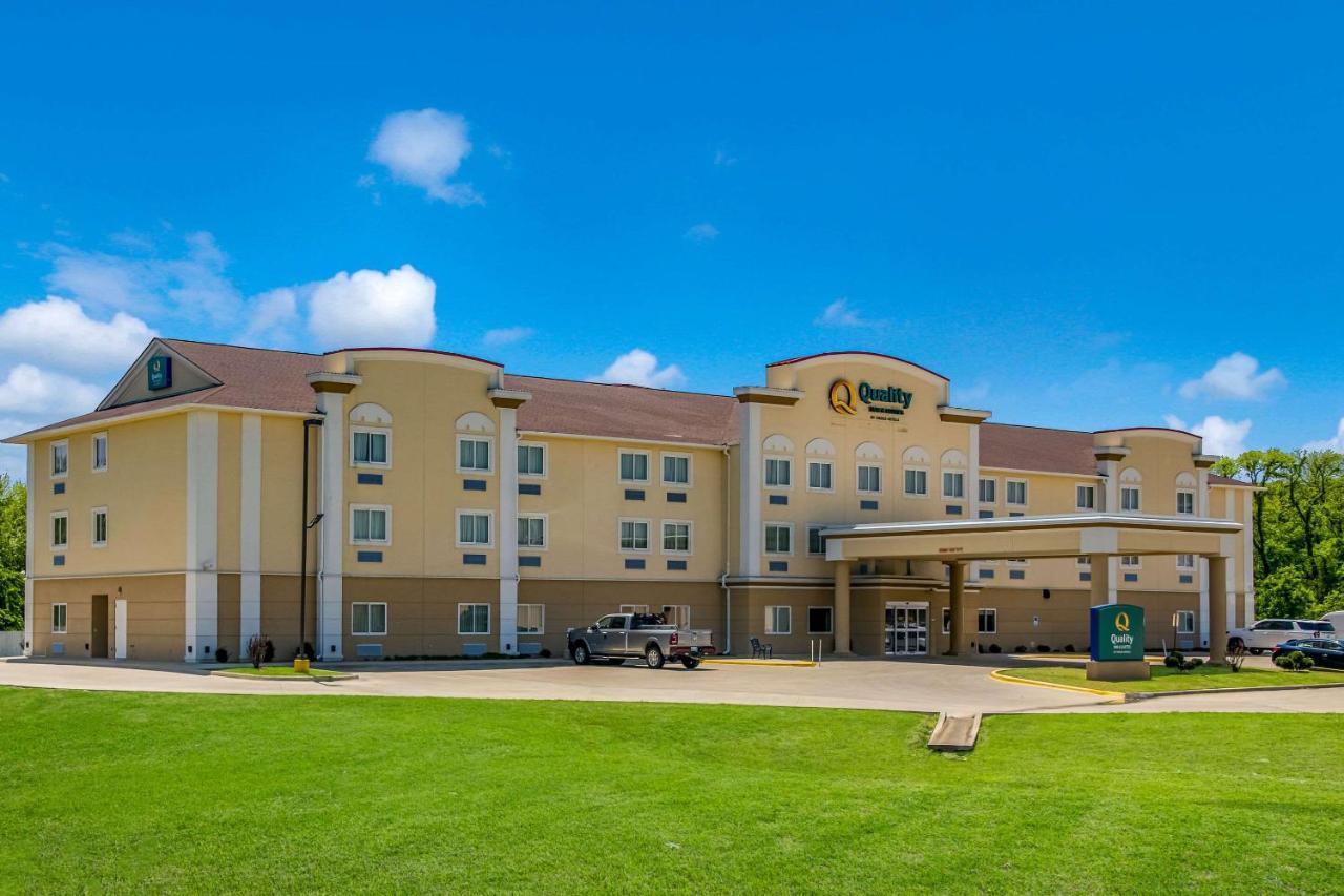 Quality & Hotel 2*